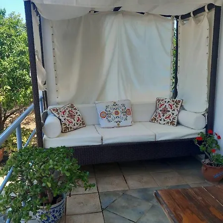 Vakantiehuis Anthidon Country House Loukissia